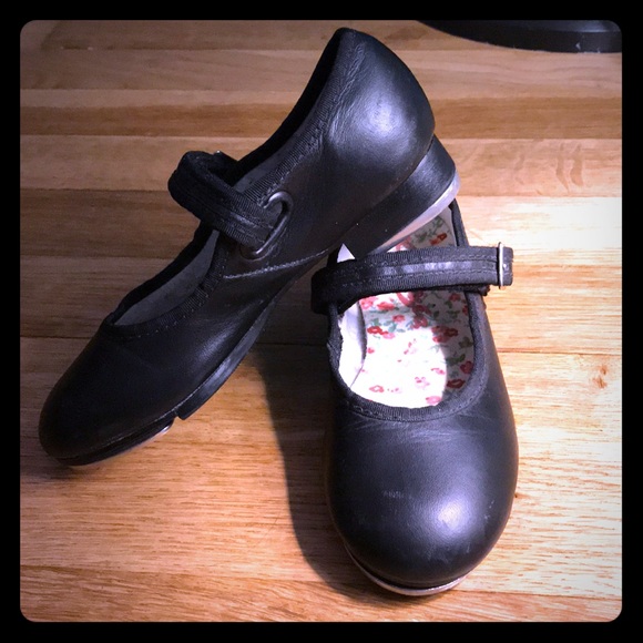Capezio Other - Black toddler size 11 tsp shoes